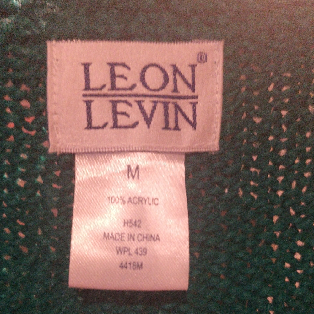 FINAL PRICE Beautiful Green Leon Levin Acrylic Sweater Size Medium